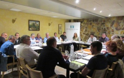 Una vintena d´empresaris de Piera es troben en el marc del Fòrum Empresarial UEA