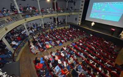 Més de 460 alumnes de 4t d’ESO omplen l’Ateneu en la segona edició del Prepara’t Jove