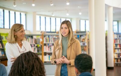 La UEA cerca empreses que vulguin estudiants per fer pràctiques