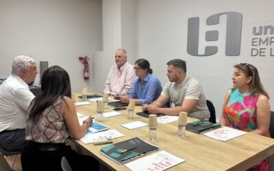 La UEA es reuneix amb una delegació institucional d’Aksakovo per reforçar les relacions empresarials i internacionals